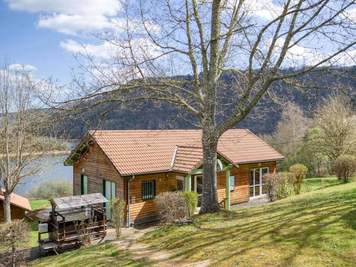 Vacanceole - Les Chalets De La Chazotte Saint-Jacques-dʼAmbur Exterior foto