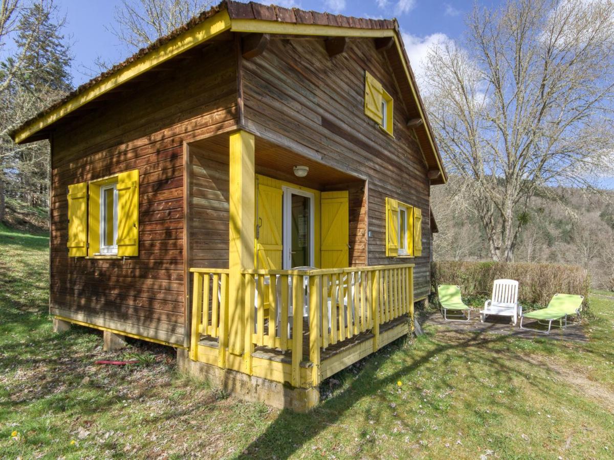 Vacanceole - Les Chalets De La Chazotte Saint-Jacques-dʼAmbur Exterior foto