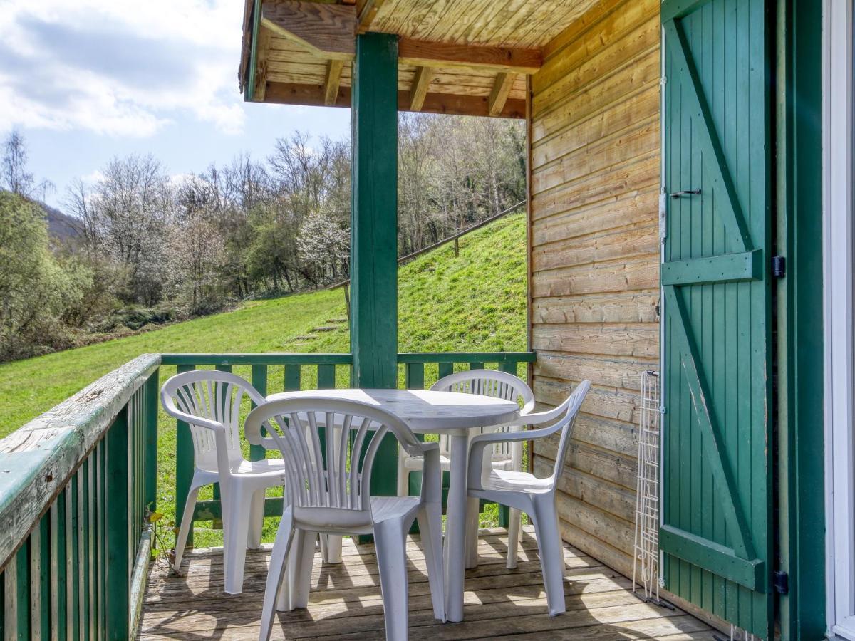 Vacanceole - Les Chalets De La Chazotte Saint-Jacques-dʼAmbur Exterior foto