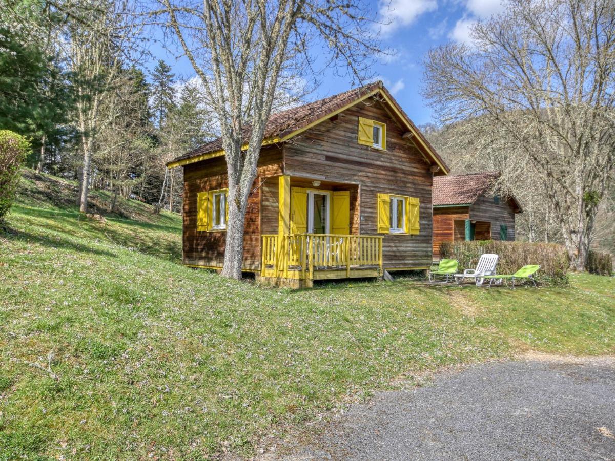 Vacanceole - Les Chalets De La Chazotte Saint-Jacques-dʼAmbur Exterior foto